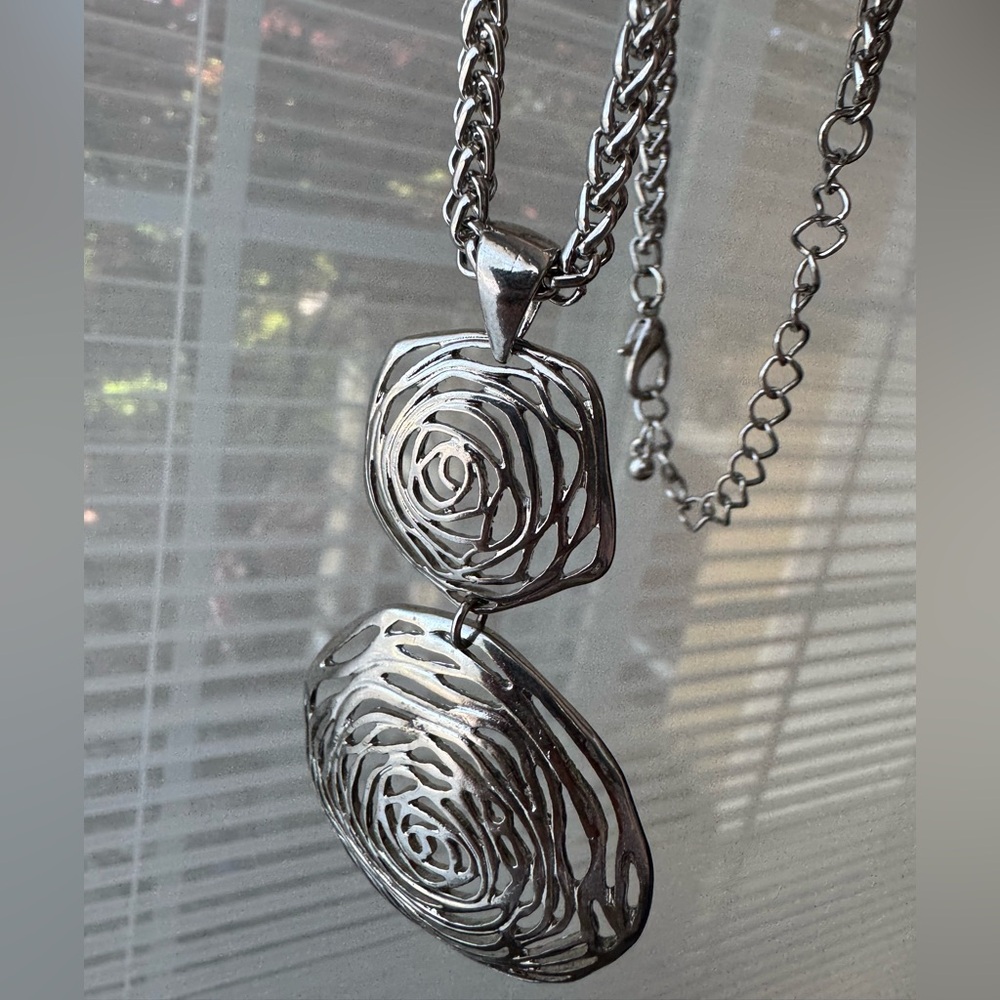 Silver Rose Pendant Necklace - Picture 3 of 13